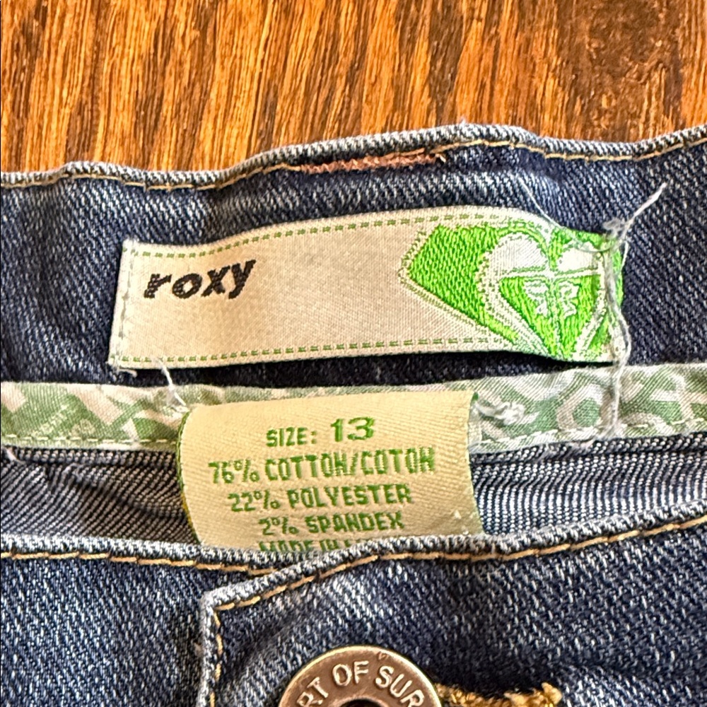 Roxy Flare Jeans Women’s Size 13 Medium Wash Stretch Denim Y2K - Picture 2 of 9